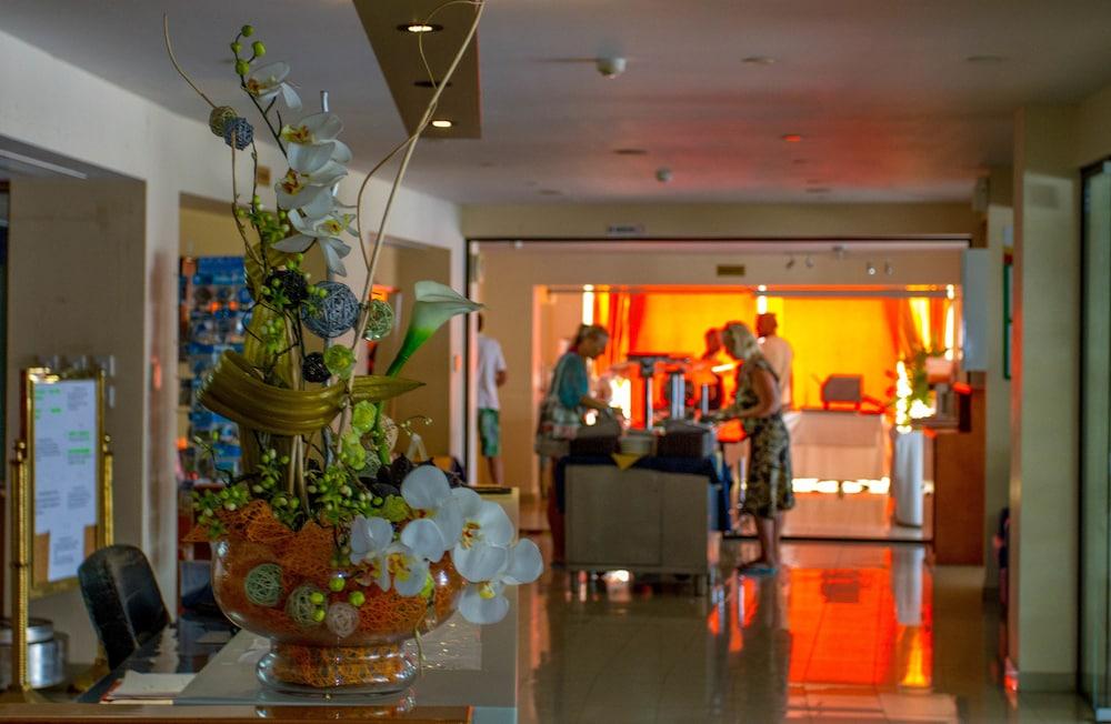 Mariandy Hotel Larnaca Luaran gambar